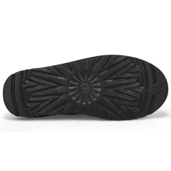 UGG Classic Slip-On Men